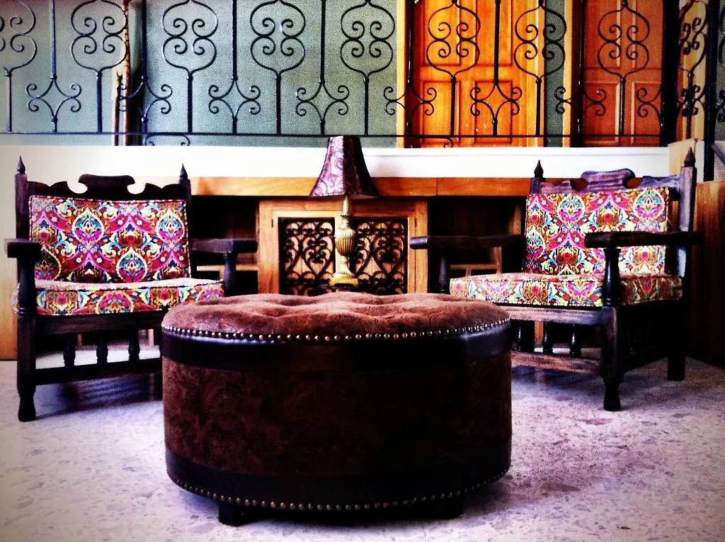 Hostal Galerie Queretaro 3*,