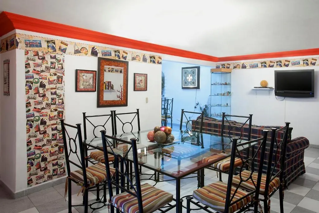 *** Bed & Breakfast Hostal Galerie Queretaro Mexico